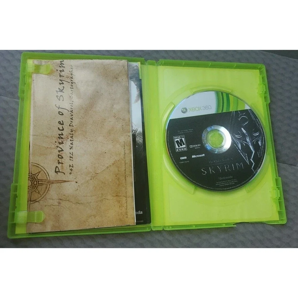 Skyrim- The Elder Scrolls V, Xbox 360, EUC, Compatible with Kinect Sensor.
